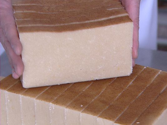 Telediario 1 - Fabricación de turrón