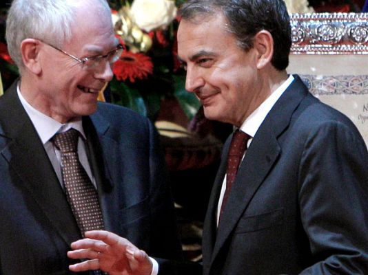 Telediario 1 - Van Rompuy felicita a Zapatero