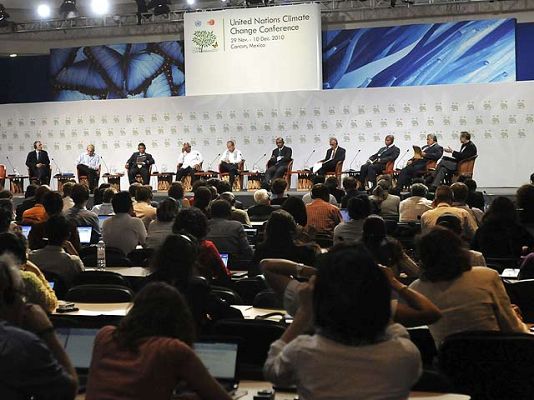 Telediario 1 - Telediario de Fin de semana en 4'