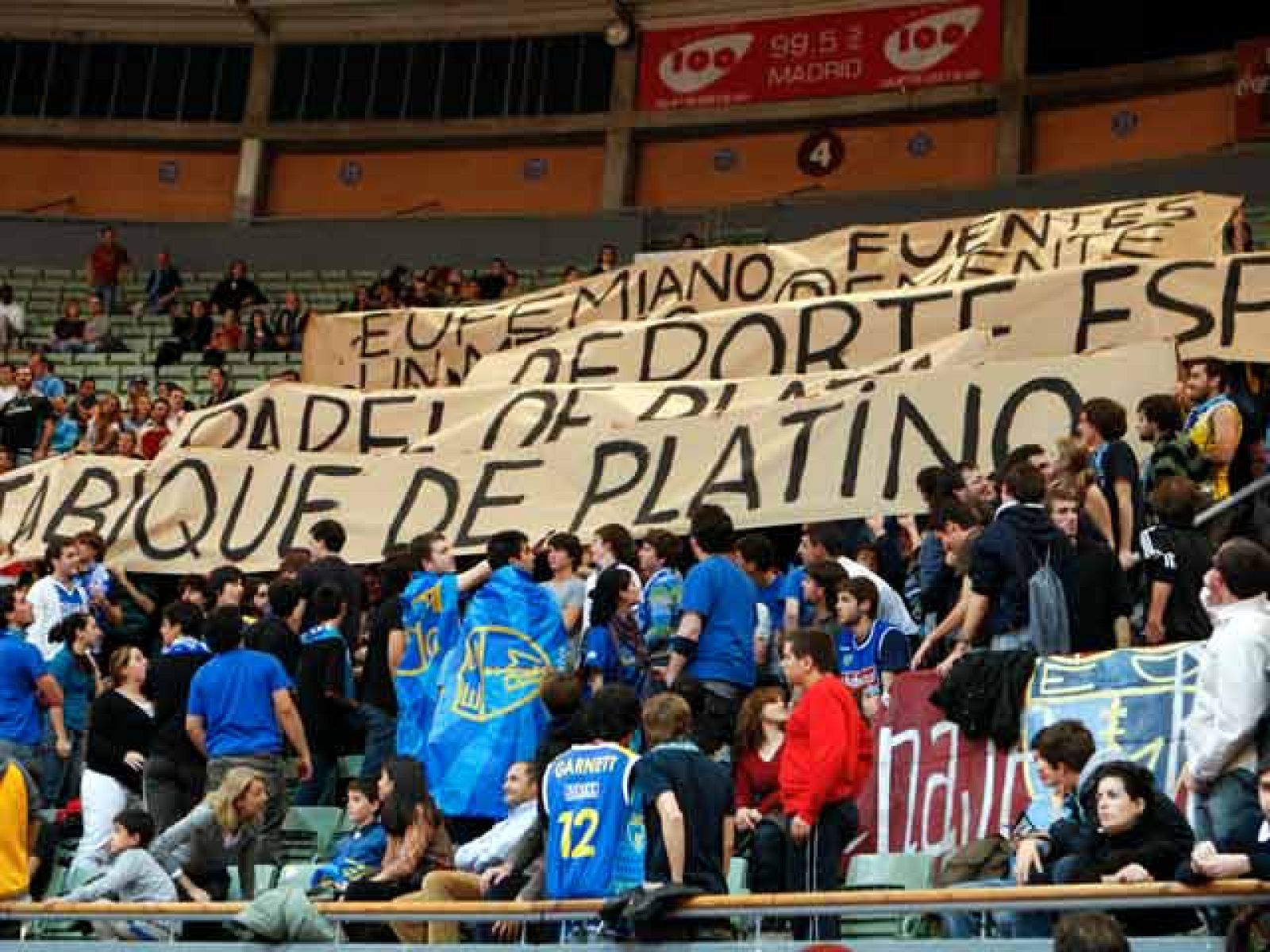 El Telediario matinal en cuatro minutos - 12/12/10 | Ver