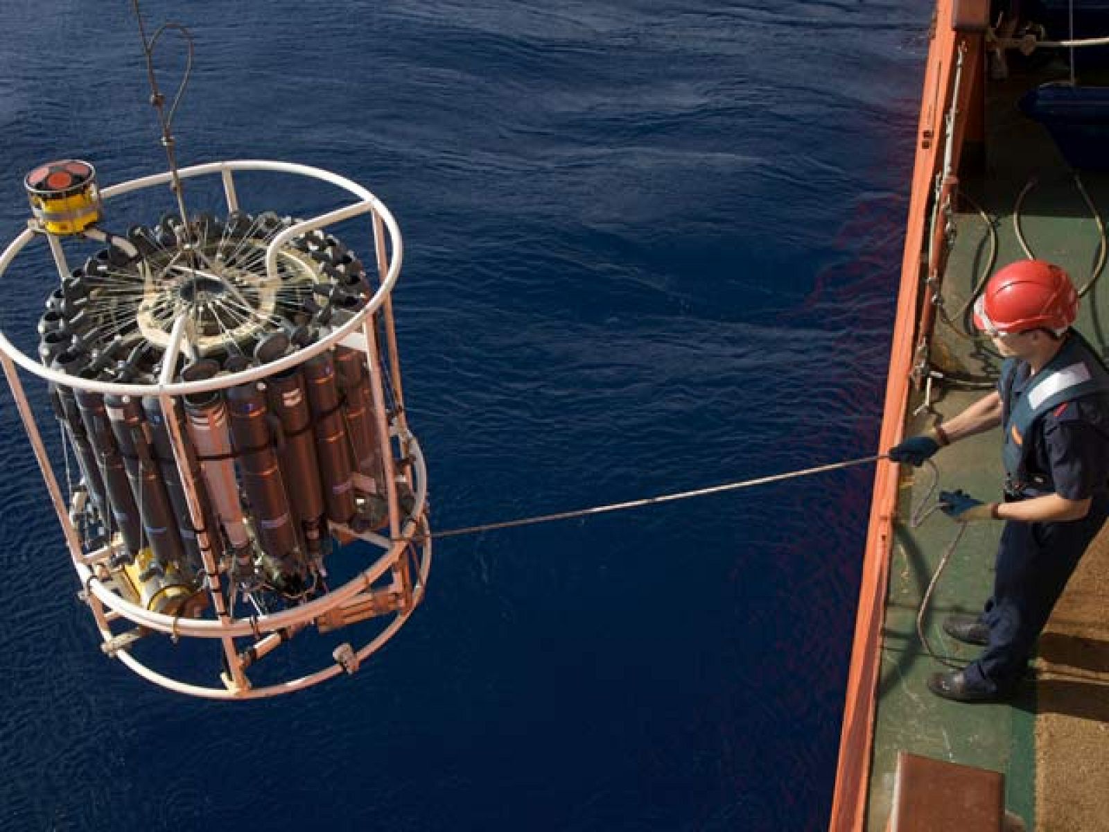 El Hespérides parte de nuevo hacia la Antártida