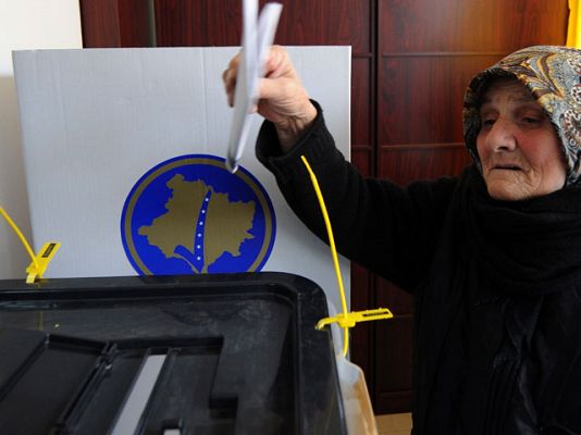  - El Telediario en 4' -12/12/2010