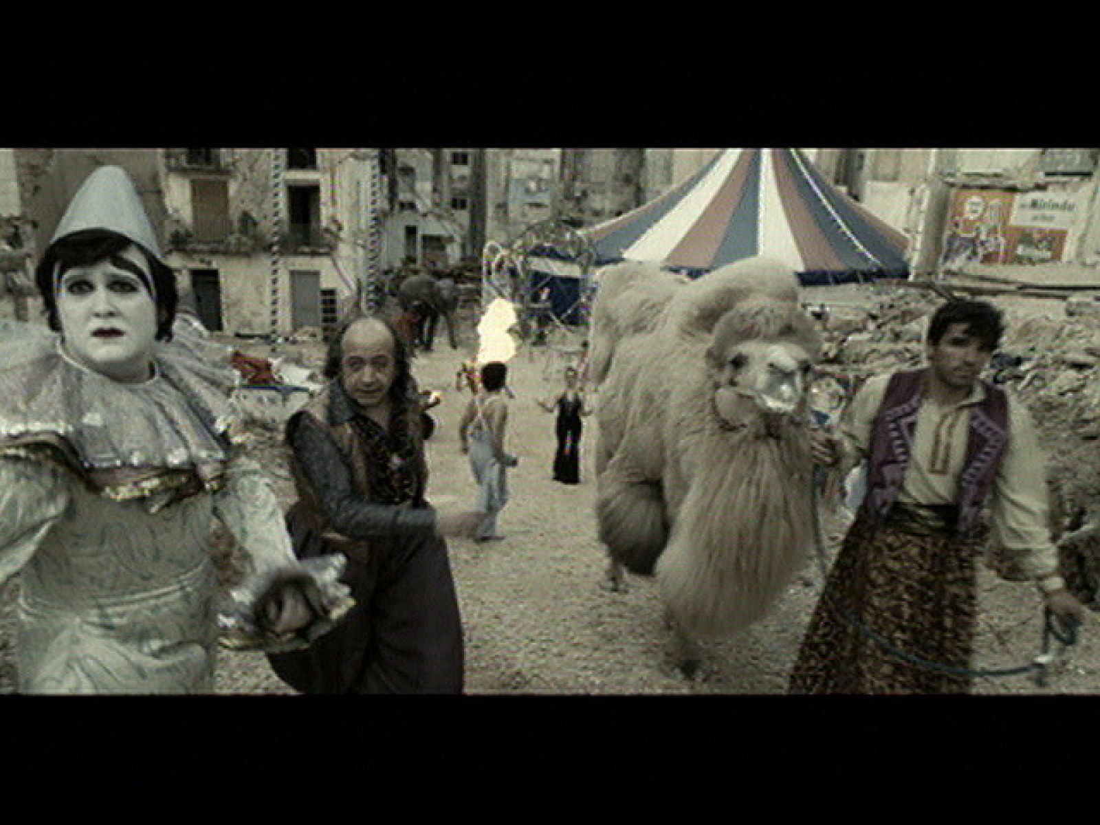 Alex de la Iglesia ha presentado hoy, por todo lo alto, "Balada triste de trompeta"