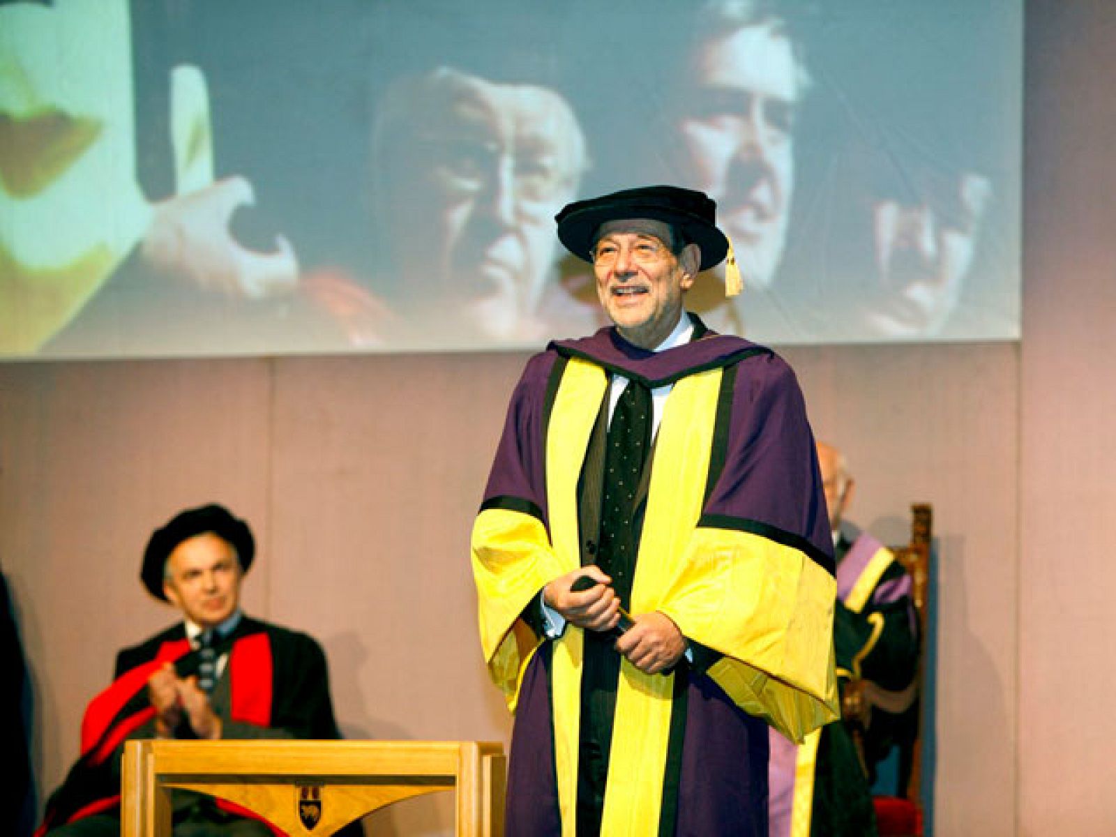 Javier Solana investido doctor Honoris Causa por la London School of Economics | Ver