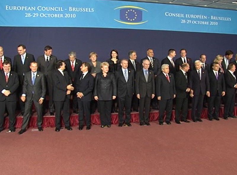 La cumbre de Jefes de Estado y de Gobierno de la UE estudiará medidas para frenar la crisis de la deuda