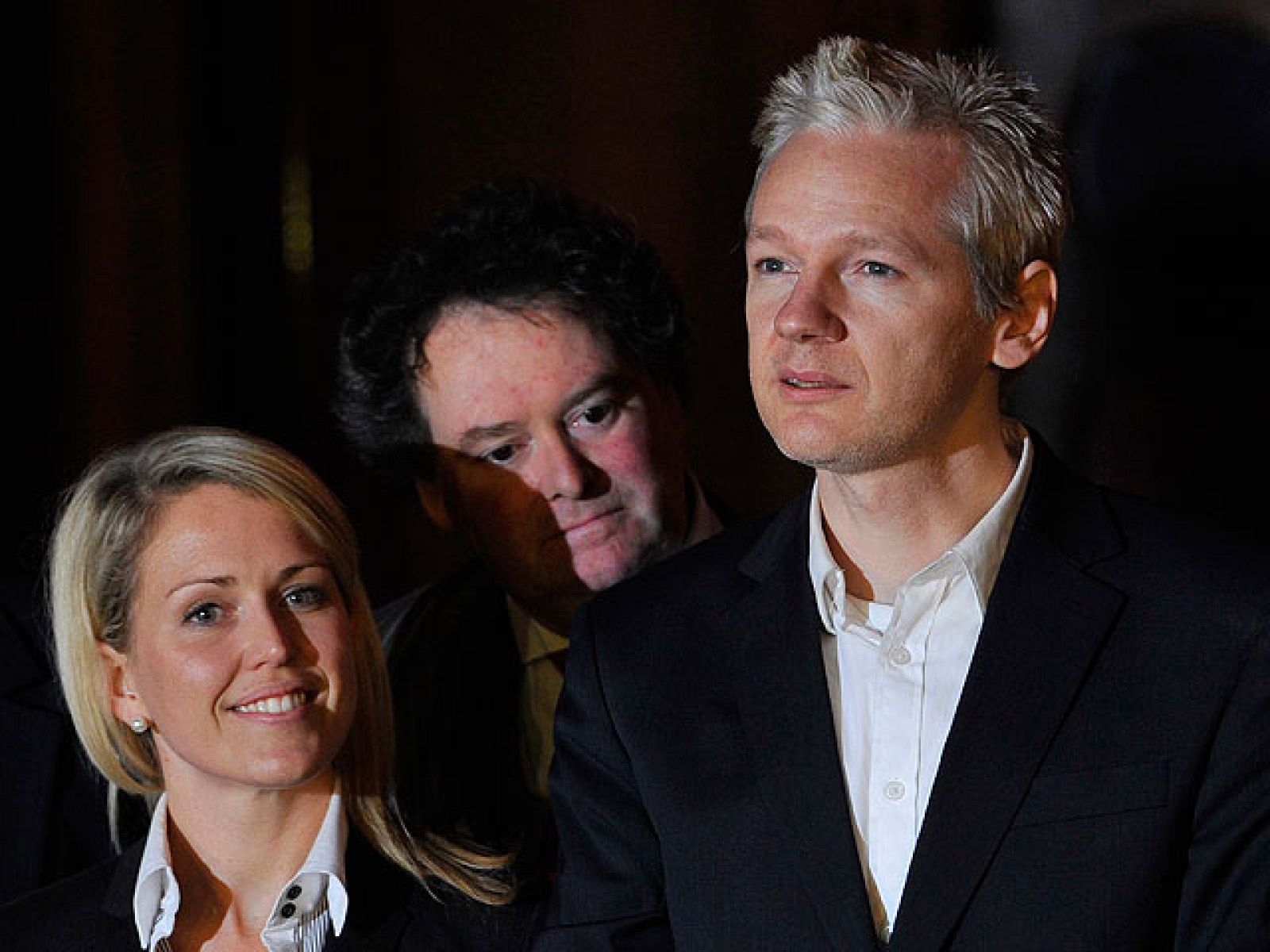 Telediario matinal en cuatro minutos - 17/12/10 | Ver