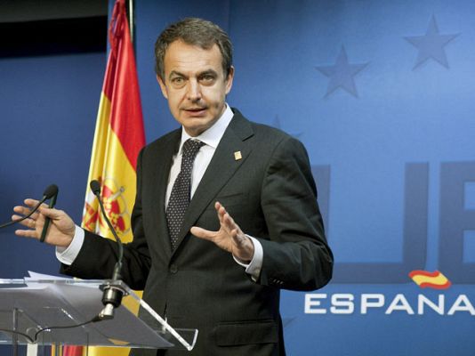 Telediario 1 - Telediario en 4' - 17/12/10