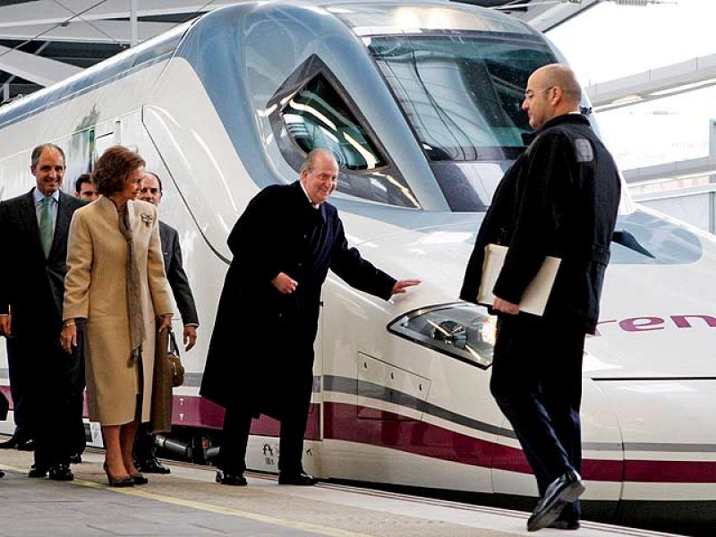 Toda la información del Telediario de Fin de semana, en cuatro minutos.