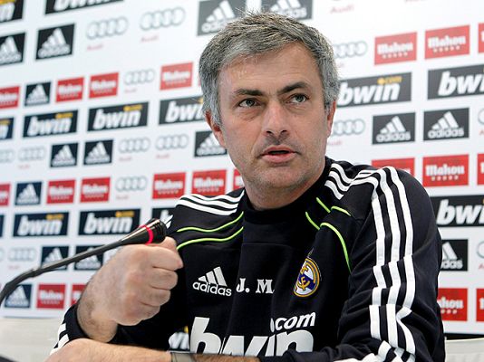 Telediario 1 - Mourinho se pone un 11