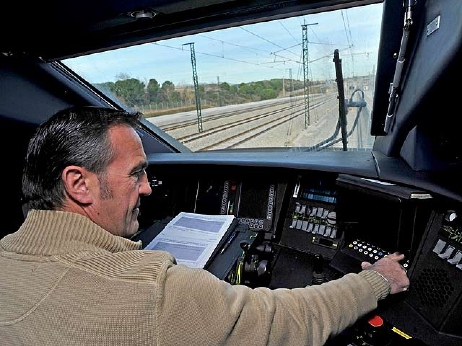 Toda la información del Telediario de Fin de semana, en cuatro minutos.