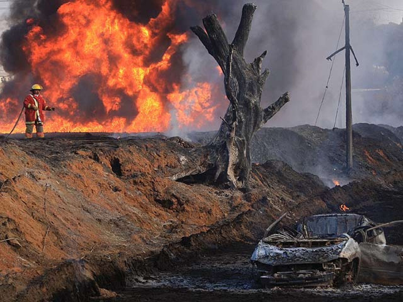 22 muertos en la explosión de un oleoducto en México