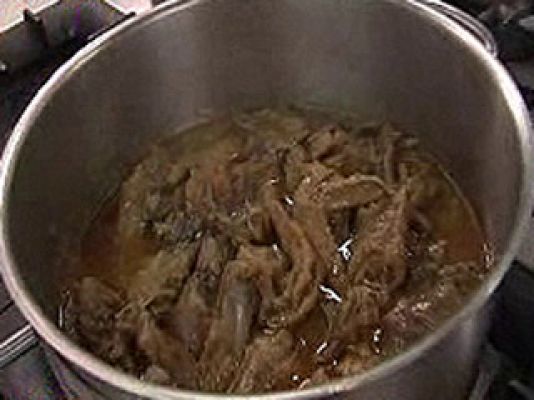 RTVE Cocina - Pollo de corral en su salsa