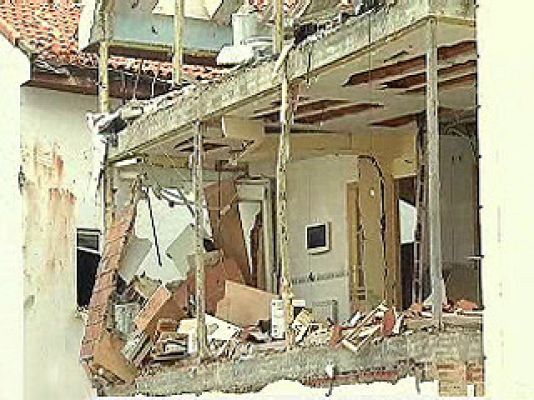 España Directo - Una explosión vuela la fachada