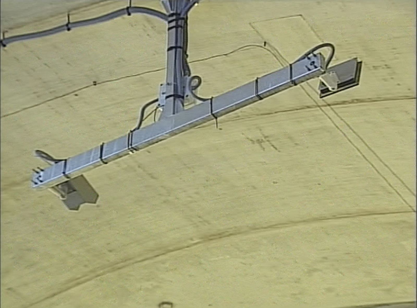 Ya funcionan los nuevos radares de tramo en los túneles de Guadarrama y Torrox