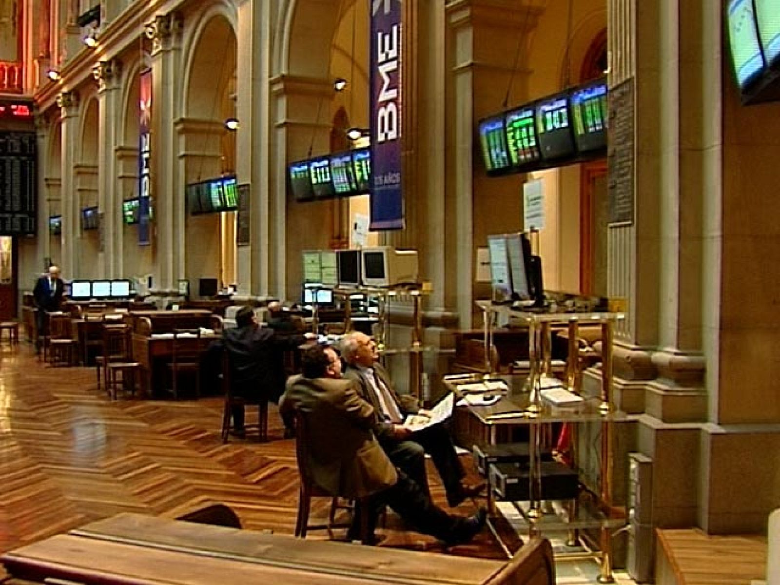 El Ibex 35 sube un 2,07% y supera los 10.200 puntos | Ver