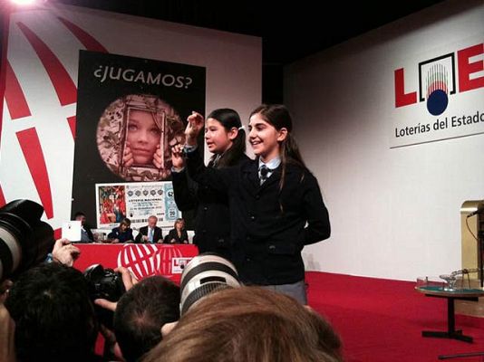 Lotería de Navidad - 75.869, el primer quinto madrugador