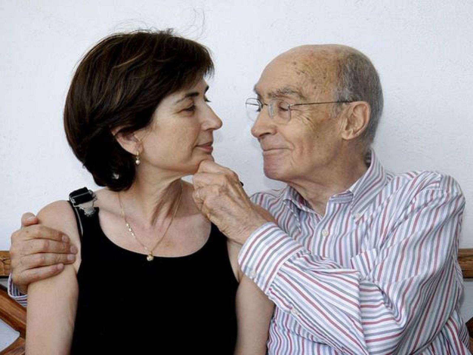 Ana Pastor - La hambruna de Niger y la muerte de Saramago | Ver