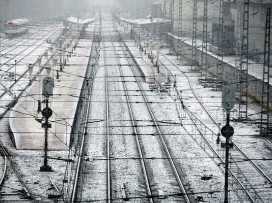 Telediario 1 - Alerta por viento o nevadas