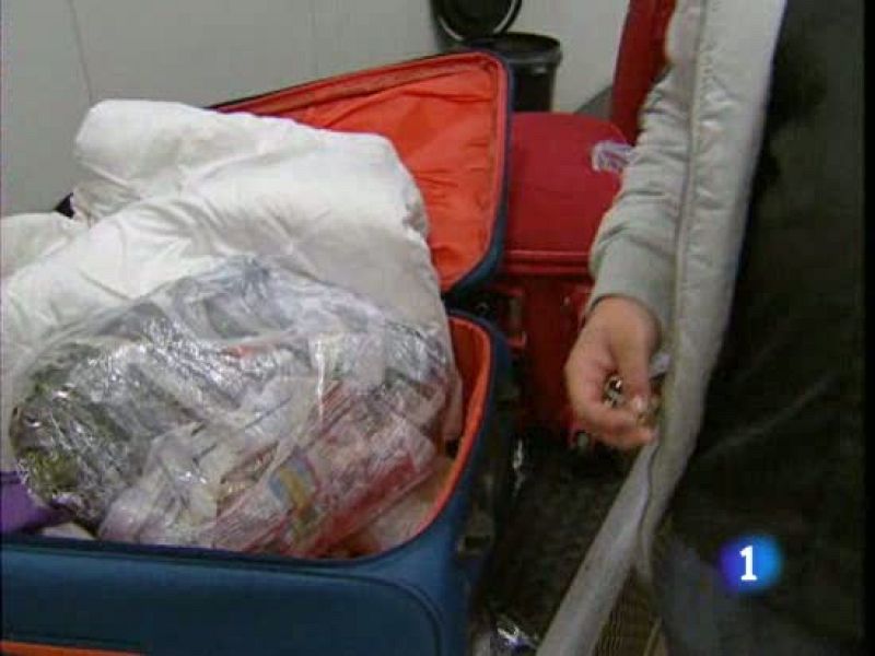 Los casos de contrabando de tabaco en el aeropuerto de Barajas se duplican en 2010