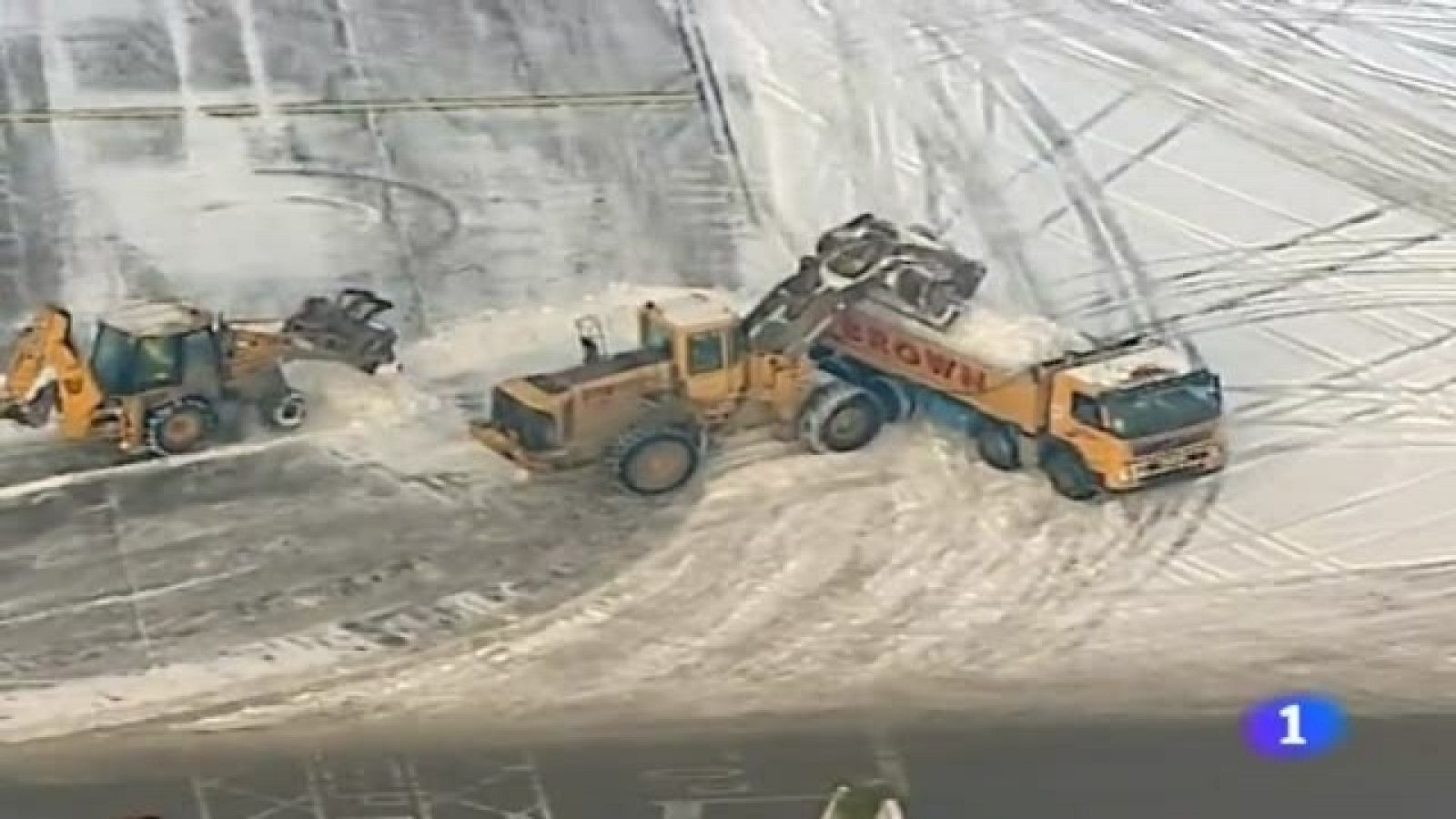 Telediario 1 - 27/12/10 | Ver