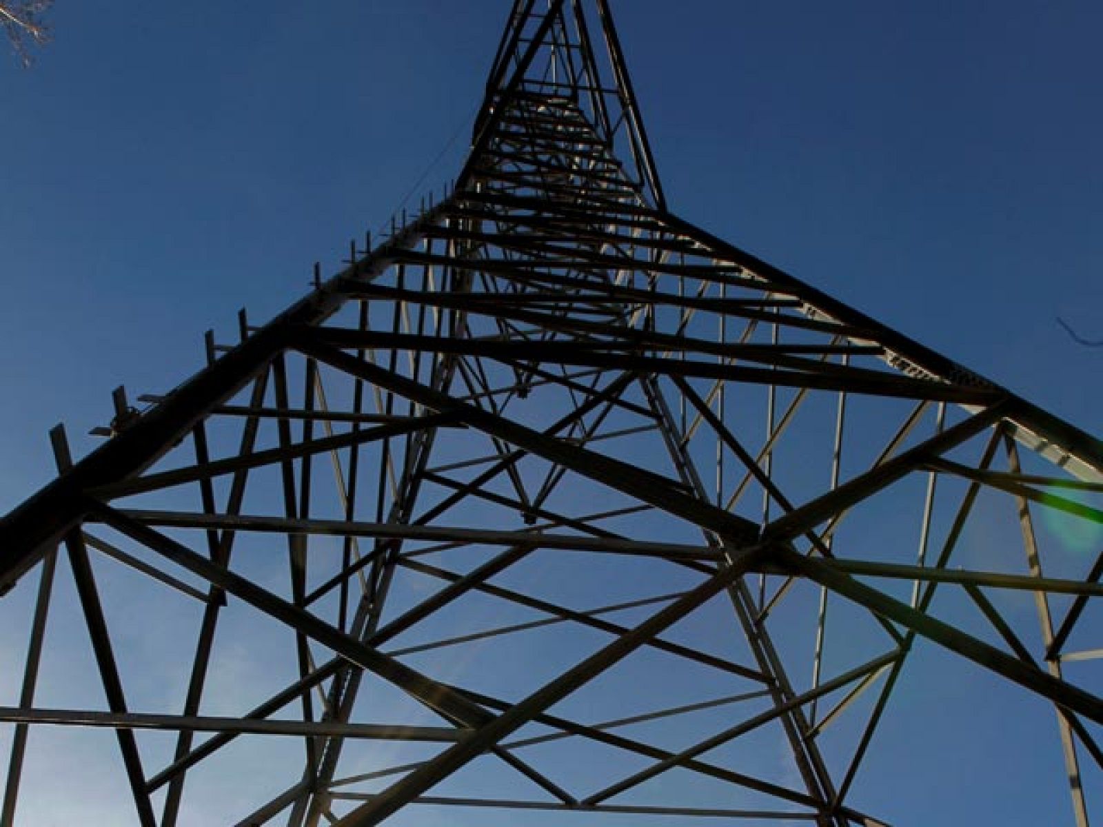 La luz subirá en enero casi un 10% para 17 millones de usuarios domésticos | Ver