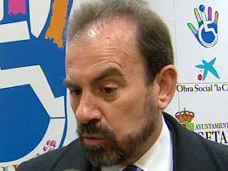 Los futbolistas se ponen del lado de la AFE en su conflicto con la LFP, mientras que Ángel Torres, presidente del Getafe, cree que los jugadores de los grandes equipos deberían ser "más solidarios".