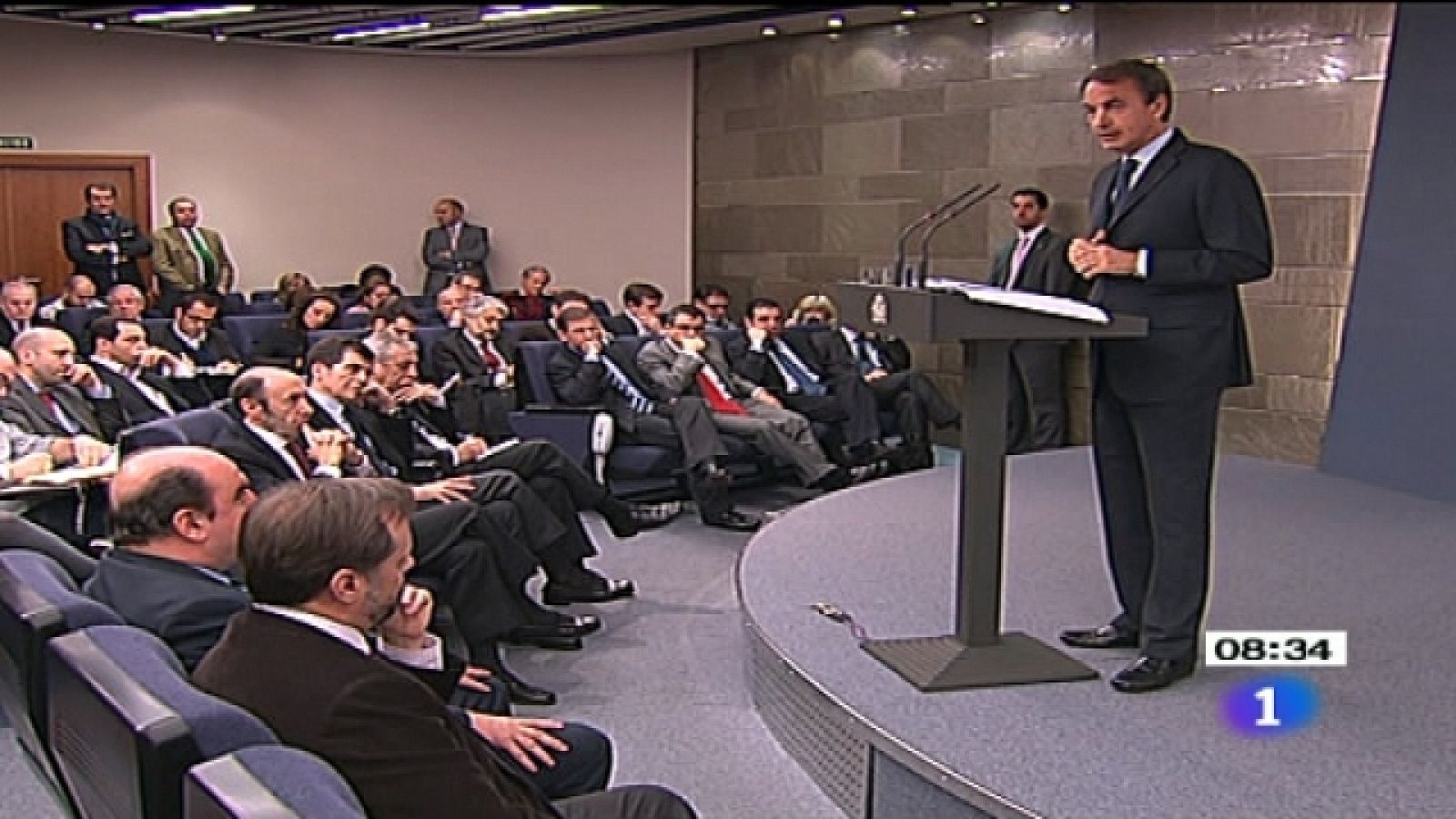 Telediario Matinal - 31/12/10 | Ver