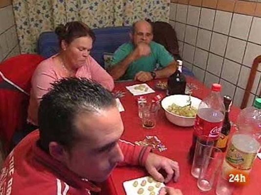  - Écija se toma las uvas empapada