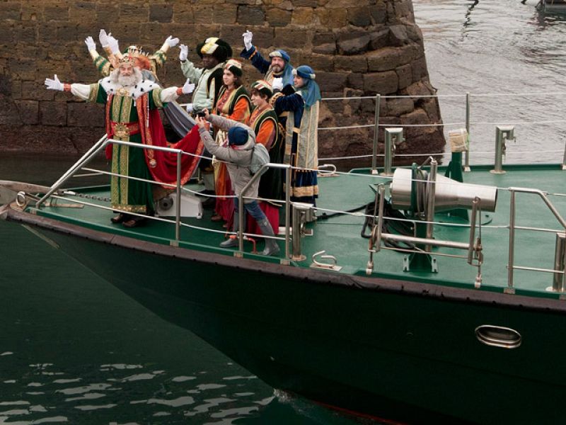 Las ciudades de todo el país esperan la Cabalgata de los Reyes Magos