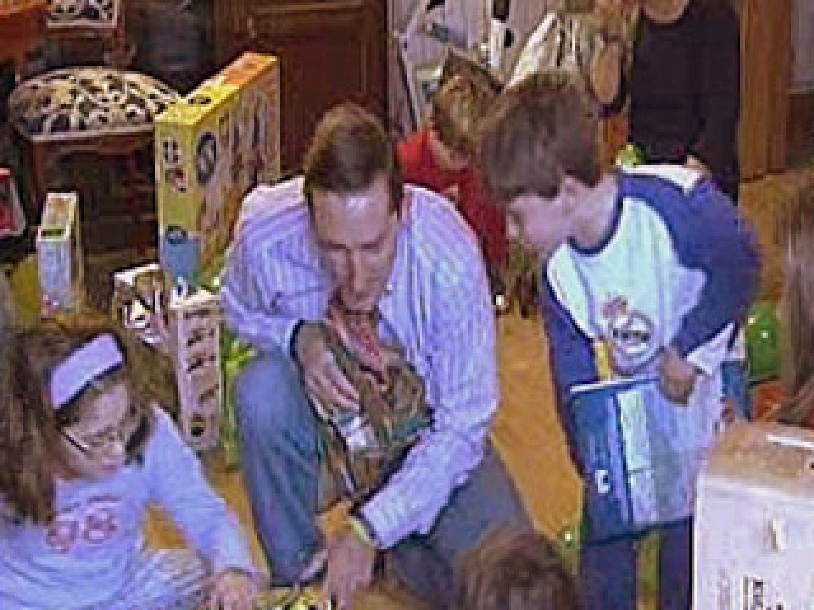 España Directo - Abriendo los regalos de Reyes