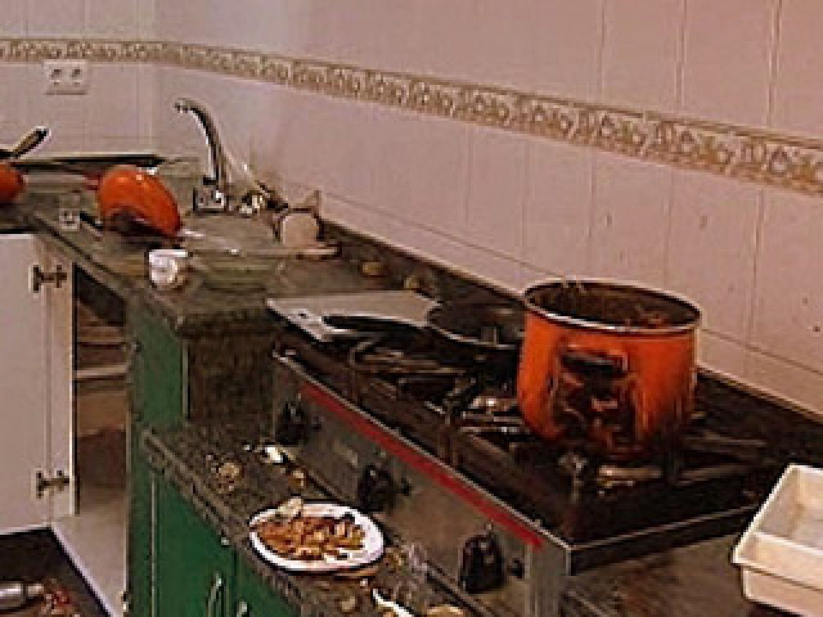 España Directo - Destrozan su casa en Nochevieja