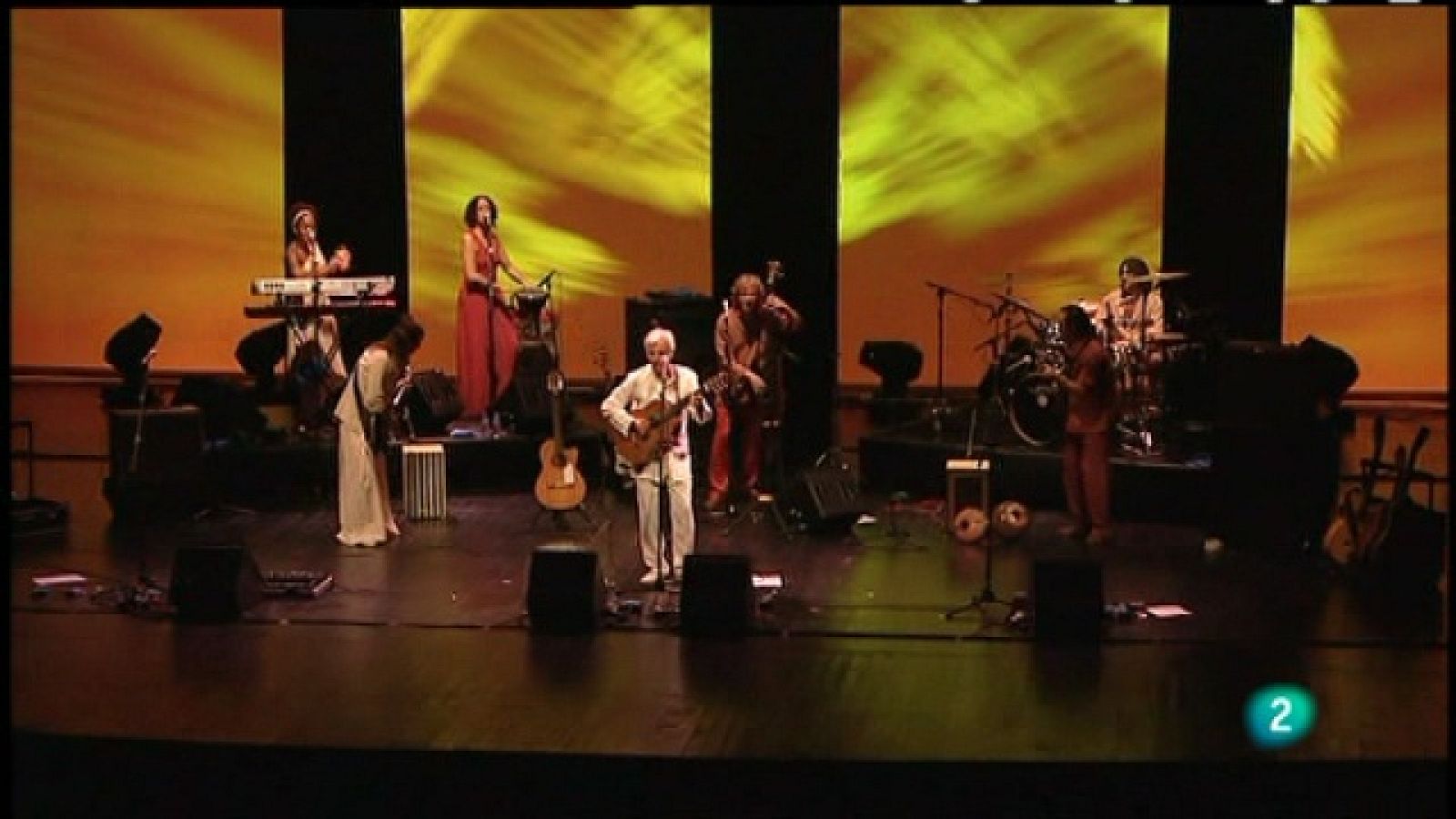 Miradas 2 - 07/01/11