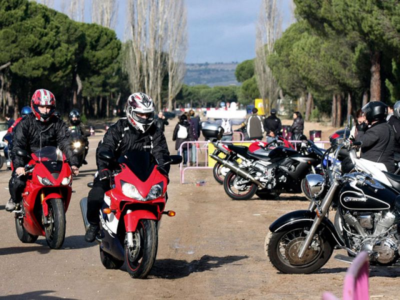 La concentración 'Pingüinos' reúne a 1.200 moteros en Valladolid