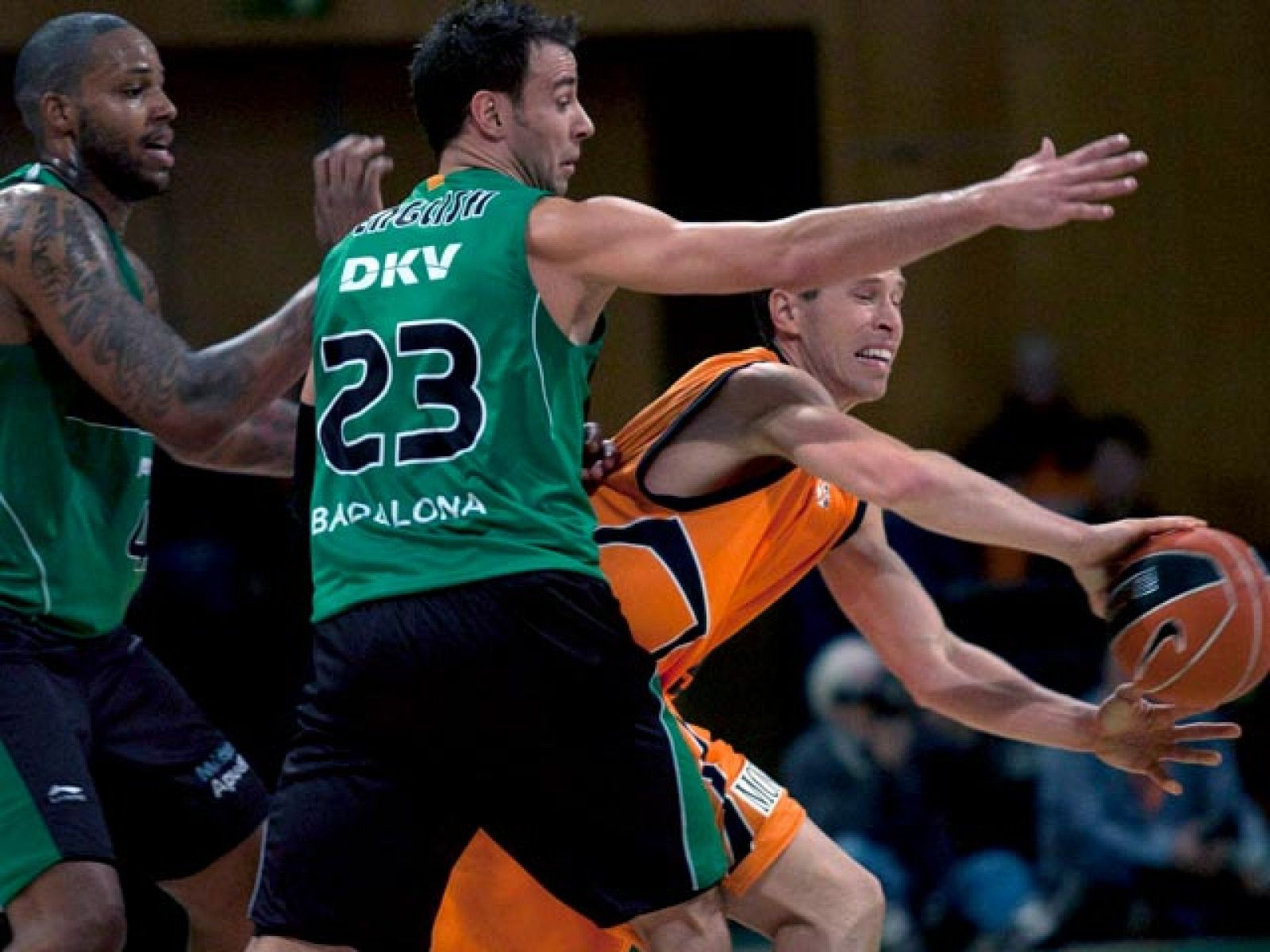 DKV Joventut 100-86 Fuenlabrada - Baloncesto en RTVE | Ver