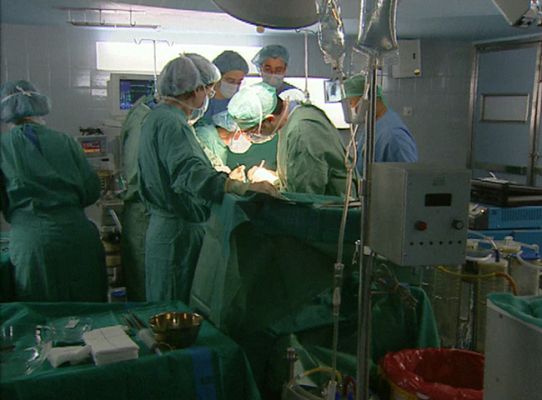 Telediario 1 - Menos donantes en 2010