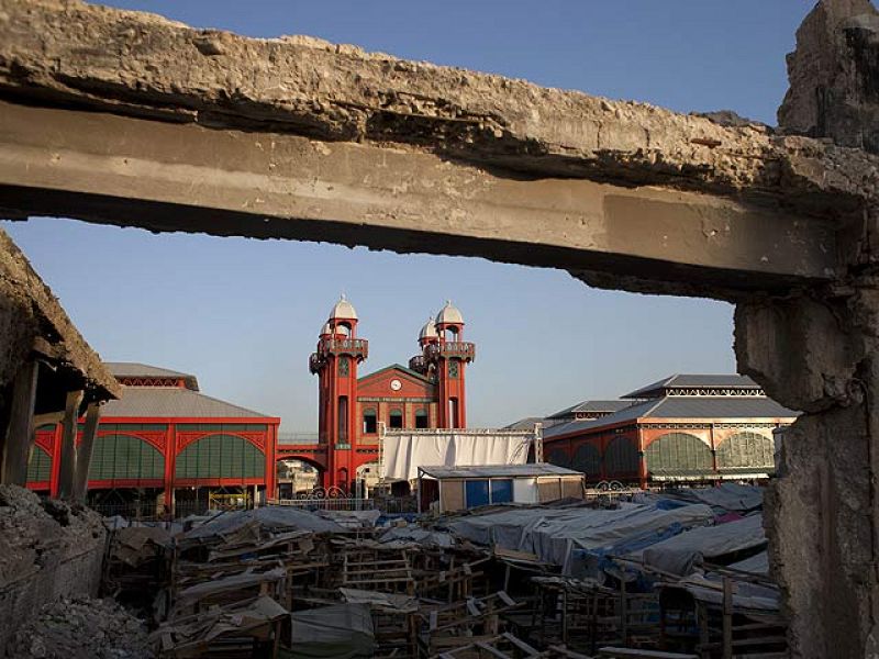 Telediario Matinal en cuatro minutos - 12/01/11 | Ver