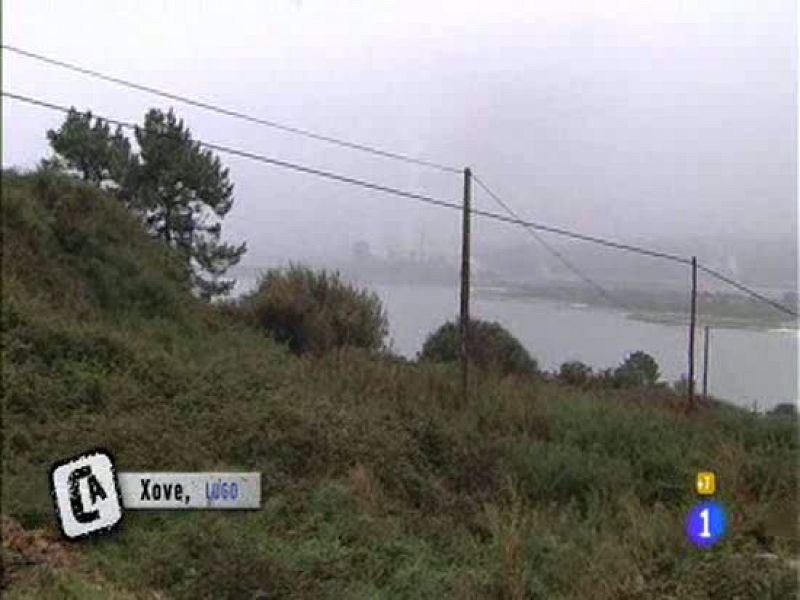 Comando Actualidad - Una balsa de residuos en el patio de vecinos - Comando Actualidad | Ver