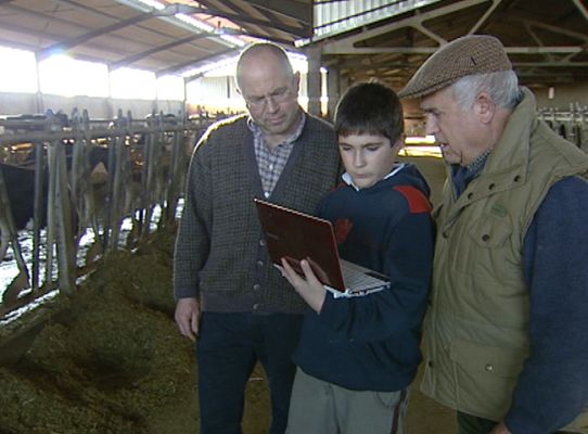 Telediario 1 - Pueblo 'tecnológico'