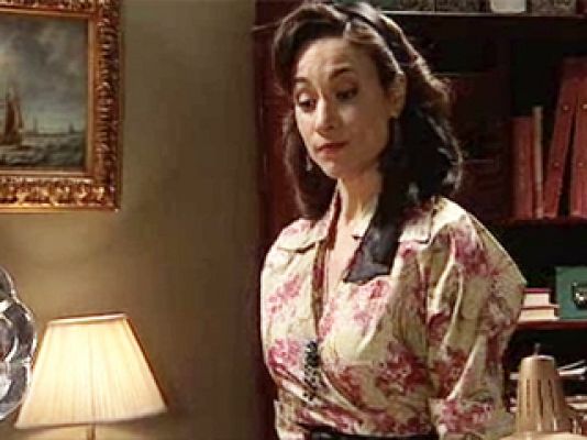 Amar en tiempos revueltos - Adelina relata su historia