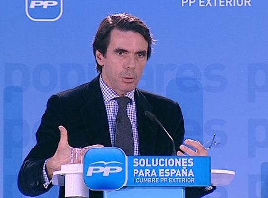 Telediario 1 - Críticas de Aznar al Gobierno