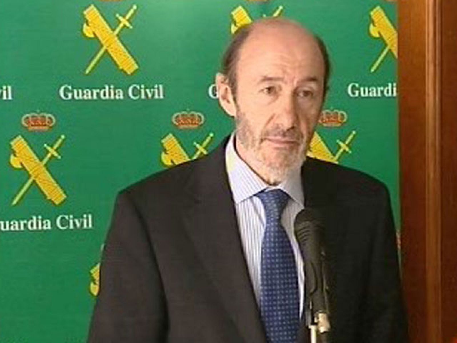 Rubalcaba garantiza que los españoles que están en Túnez se encuentran bien