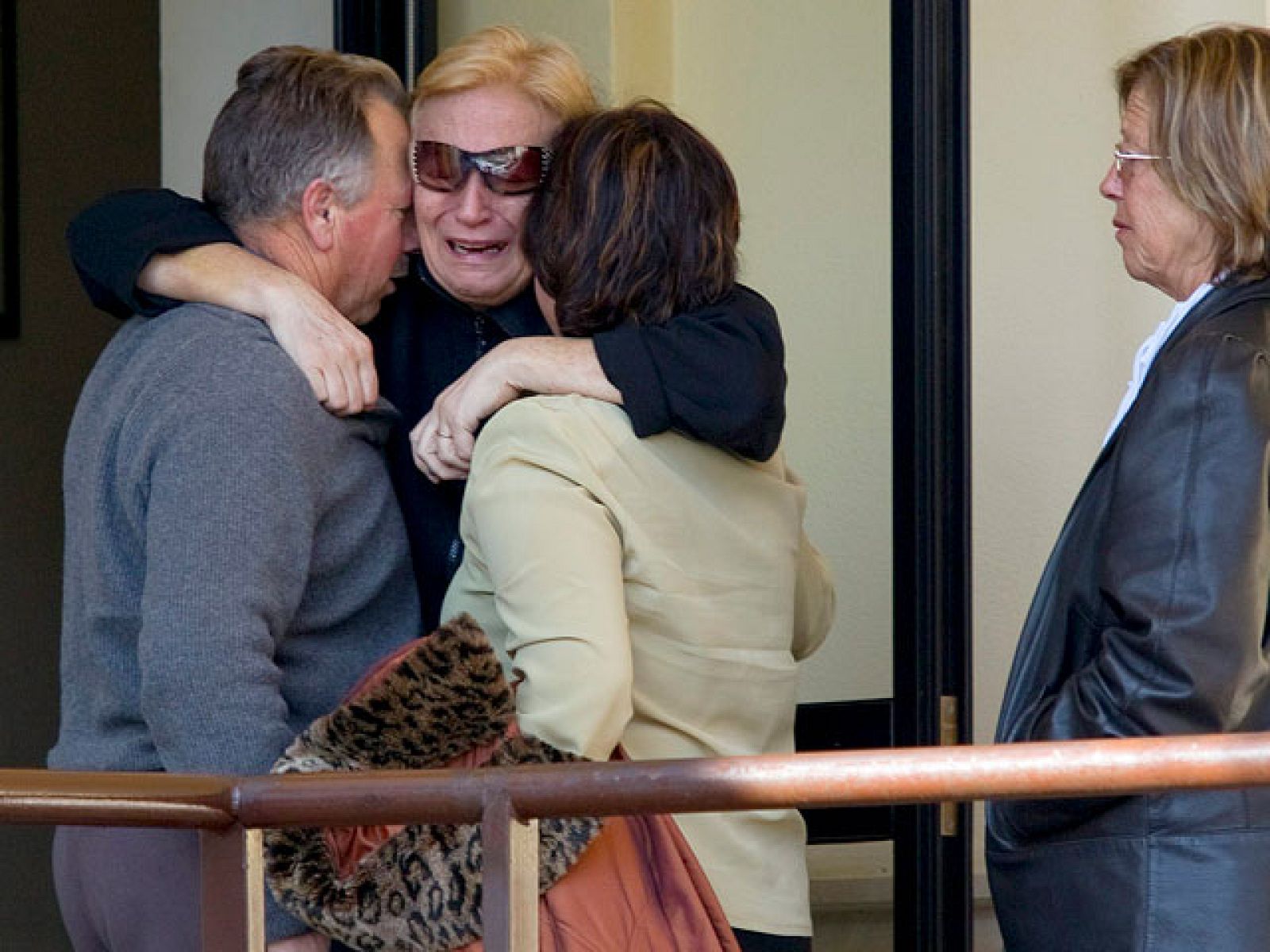 Junto a la tristeza por la muerte de Augusto Algueró la esperanza