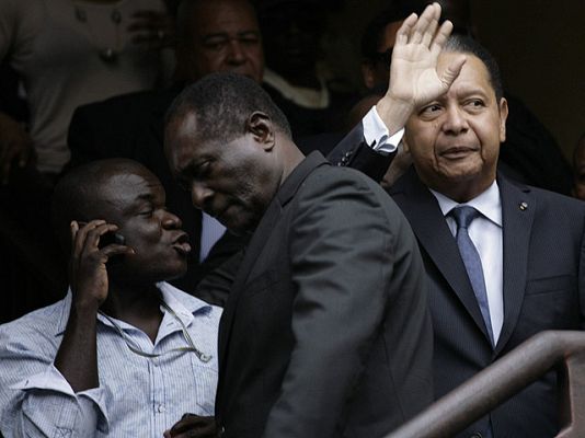 La 2 Noticias - Jean Claude Duvalier detenido