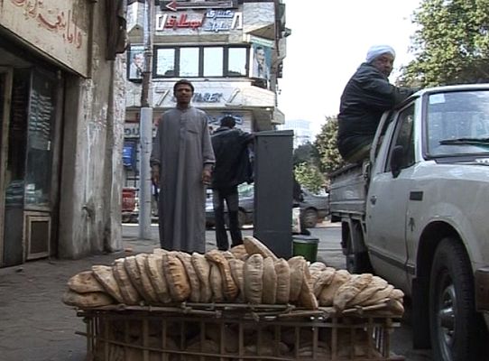 Telediario 1 - Seis inmolados en Egipto