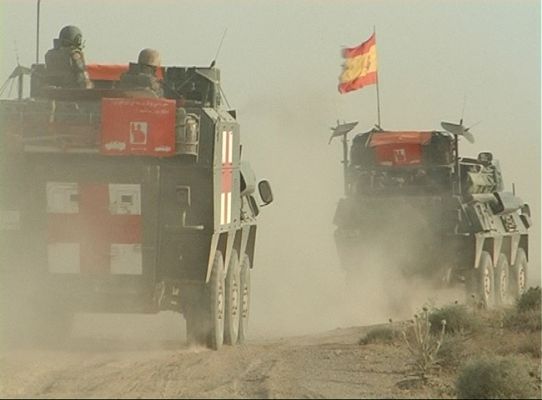 Telediario 1 - Médicos militares