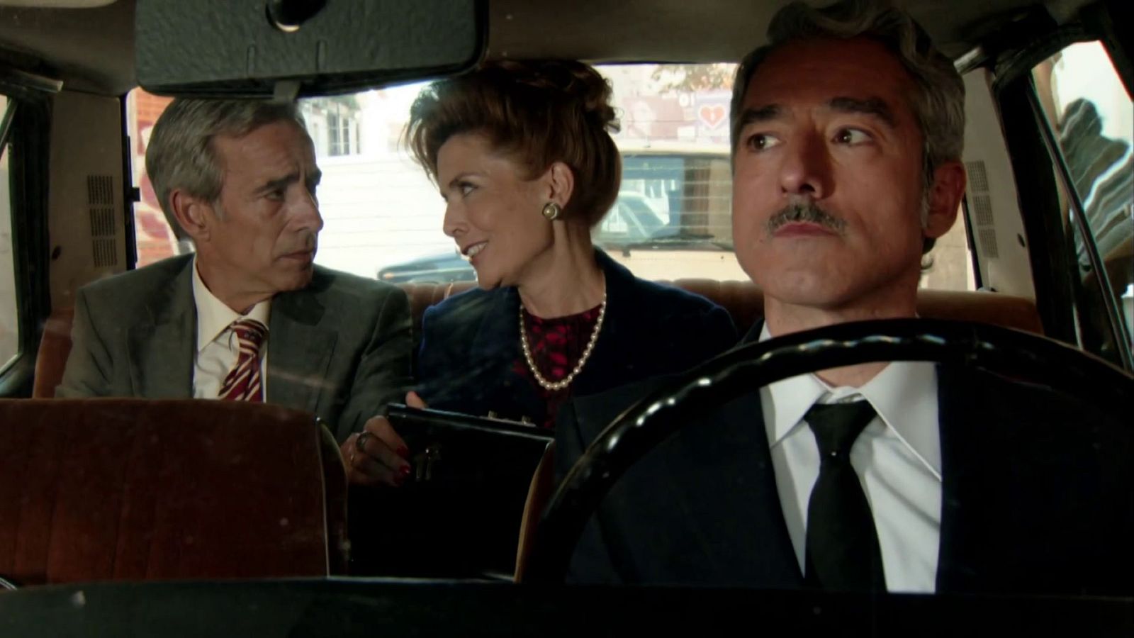 Cuéntame cómo pasó - T12 - Episodio 10: Operación Galaxia - Ver ahora