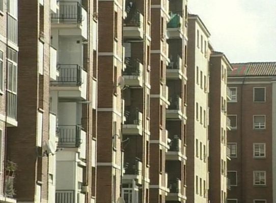 Telediario 1 - Ley de vivienda vasca