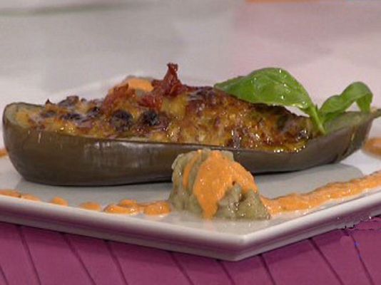 RTVE Cocina - Berenjenas rellenas con salsa