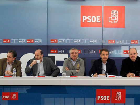 Telediario 1 - El PSOE apoya las reformas de Zapatero