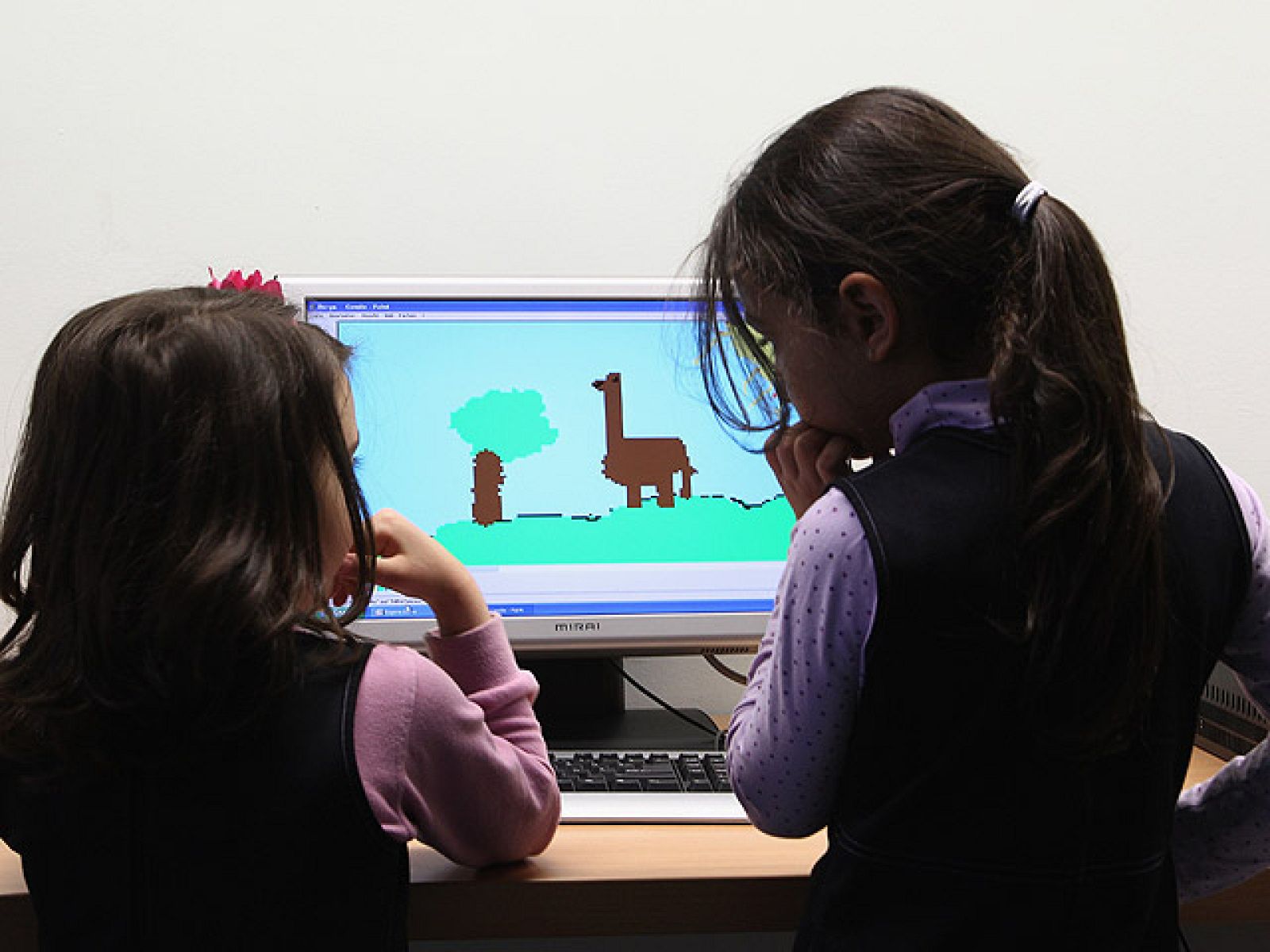 Incrementan los robos en colegios por el material tecnológico